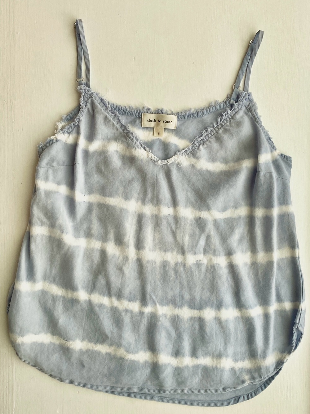 *LIKE NEW* cloth & stone 100% Tencel-Lyocell Light Blue Tie-Dye Tank